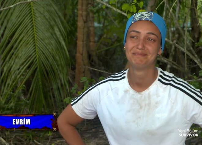 Survivor Evrim Keklik kimdir?  <br>    Survivor 2020'nin gnlller takmnda yaracak olan Evrim, yaynlanan tantm videosunda kendisini u ekilde anlatt:  <br>  "Merhaba, ben Evrim Keklik 29 yandaym. stanbul'da dodum ilkokul 1. snfta Fenerbahce Spor Kulb'nde voleybola baladm ve 10 yl boyunca devam ettim. Sonrasnda Galatasaray voleybol takmna transfer oldum ve 1 yl sonra oradan da Konya Ereli Belediyesi voleybol takmna transferim gerekleti.