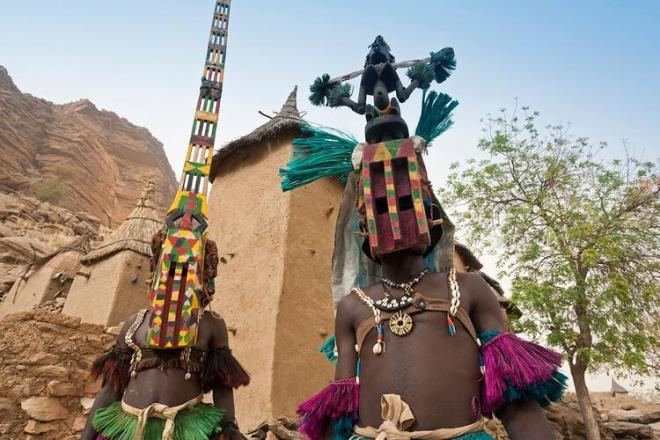 Gerekten de Dogonlar&#8217;n Emme Ya&#8217;s vardr ve o astronomlar tarafndan ancak 1995 ylnda kefedilmi olan Sirius C yldzdr! te bu Nommolarn yaad yldzn kefidir&#8230;