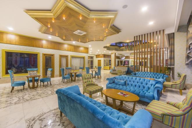 Otelin konseptinin deitiinden habersiz mteri otele geldiinde ikili mekanlar grnce otel ynetiminin kapsna dayand. Gerek yaplan aratrma ile ortaya kt.