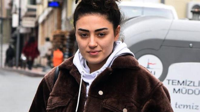 ''Hatta iimin durdurulmas iin ellerinden geleni yaptlar. Bunlara ramen sustum nk ok fazla ey yapld. Bu babam tarafndan deil asla ama onun evresi tarafndan yapld."