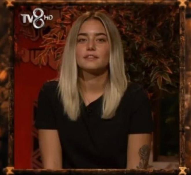 'AYCAN LE TEK TARAFLI KONUACAIZ'<br>  Daha nce elenen yarmaclar ile tek tek konuacan syleyen Acun Ilcal, Aycan'n dn gerekleen canl yayndaki olay yaratan sorularna gnderme yaparak 'Aycan ile tek tarafl konuma yapacaz, ben konuacam o dinleyecek' diye konutu.