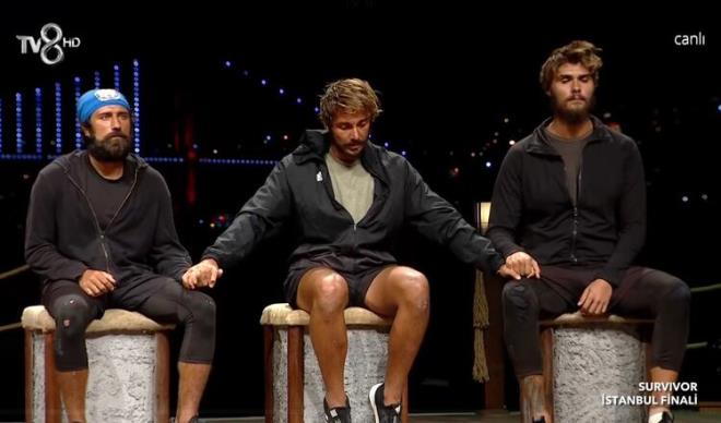 LK FNALST BARI<br>  Ilcal, "Survivor 2020'de, bu akam yaplan stanbul finalinde canl yaynda kullanlan oylar sonucunda rakiplerinden daha fazla oy alarak yarnki finalde olacak iki isimden birincisini srasz olarak aklyorum... Finaldeki ilk isim: Bar!" dedi.