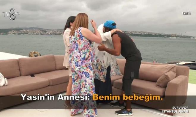 'OK ZORDU ANNE'<br>  Yasin, Bar ve Cemal Can'n aileleriyle buluma anlar da finalde yaynland.Annesine sarlnca duygusal anlar yaayan Yasin 'Alktan yaprak yedim. Boazm sertleti. ok zordu anne. Bundan sonra halkmz karar verecek. Hakkmzda hayrls' dedi.