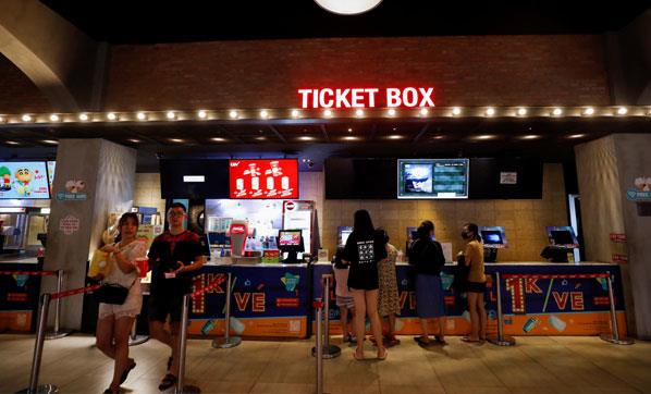 Eritre, Moolistan, Faroe Adalar, eyseller, Fiji, Dou Timor, Grnland, Yeni Kaledonya gibi lkeler de yine koronavirs salgnnn can almad yerler arasnda.