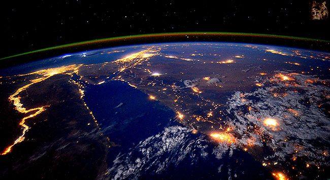 Bilim insanlar, hayvan yetitiricilii ve fosil yaktlar nedeniyle artan metan gaznn son 20 ylda atmosferde tarihteki en yksek seviyeye ktn belirtti. Artan metan gaz nedeniyle kresel snmann tehlikeli boyutlara ilerledii belirten aratrmaclar dnyann bu nedenle 3-4 derece sndn aklad.