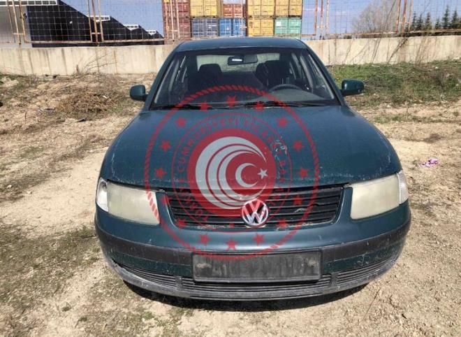 Volkswagen Passat 1998 model 20250 lira