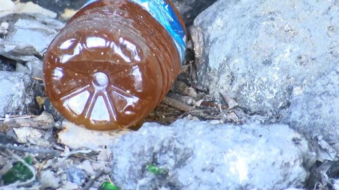 evrede yaayan vatandalar Yarmburgaz Maaralar'nn zellikle akam saatlerinde madde bamllar ve defineciler tarafndan tahrip edildiini belirtiyor.