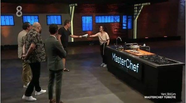 Acun, ef nln de yarmacya kendisi vermiti.