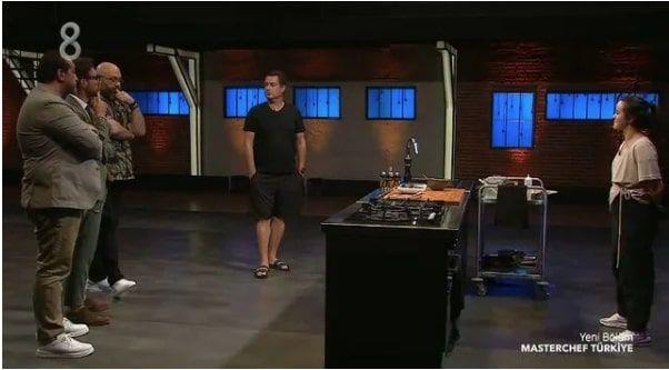 Ancak eflerden Mehmet Yalnkaya, "Senden daha iyileri var. Seni dellolarda grmek istemiyorum" szleriyle olumsuz oy kullanmt.