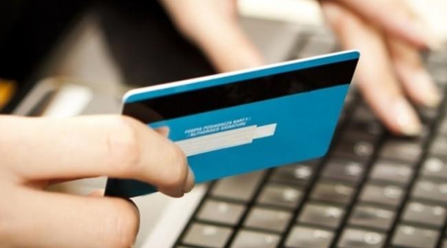 Dolandrclara kar esnafn ve sat yapanlarn dikkatli olmas gerektiini vurgulayan Palandken, u deerlendirmede bulundu:  "EFT-havale ilemleriyle dolandrclk yaygnlam durumda. eitli yerlerde esnafmzn karlat ve ara satlarnda da sklkla yaanan EFT dolandrclna kar olduka dikkatli olunmal. Sattan sonra ilemi iptal ederek maduriyet yaratan bu dolandrclara prim verilmemeli."