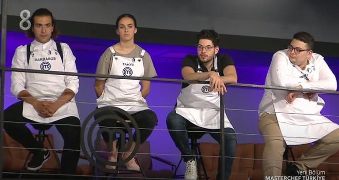 YARIMA NCES GERGN ANLAR  <br>  Yarmadan nce eflerin sz hakk tand yarmaclar dncelerini paylat. Ana kadroda yer alan Barbaros'un aklamalar tepki ekti. Mutfak ruhu bu deil diyen Barbaros, 'u durum beni mutsuz ediyor. Evet, buraya sekiz kii gelecek ama ben hrs gremedim. Bir gn bu arkadalarla takm oyunu ierisinde bulunacaz, ben daha iyi performanslar olsun isterdim.