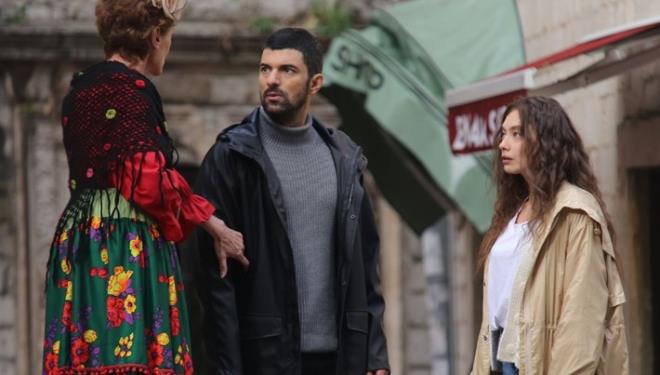 Ekibin stok blmlerin de varl sebebiyle sete kmas Austos aynn sonlarnda gerekleecek. Sefirin Kz dizisinin yeni blmlerinin Eyll aynda izleyici ile bulumas da artc olmayacaktr.