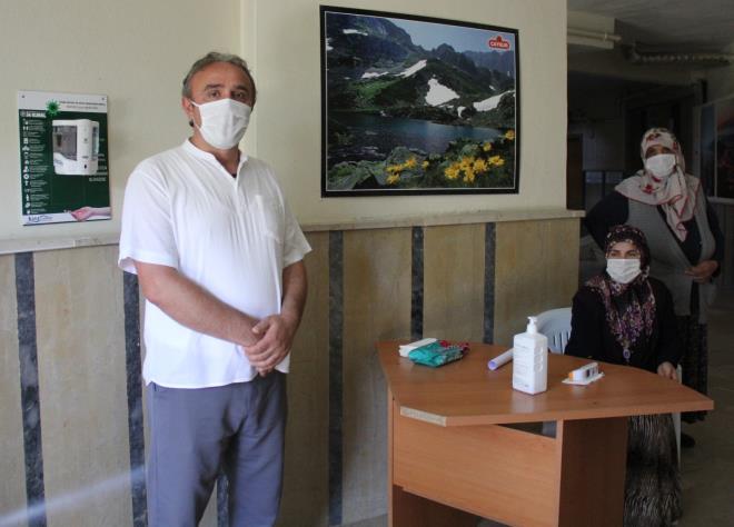 Apartman sakinlerinden Emrullah Kala ise uygulamay ok beendiklerini ve ynetici Kazdal&#8217;a minnettar olduklarn dile getirerek &#8220;Yneticimiz smail aabeye ok teekkr ediyorum. Hepimizin sal asndan ok gzel bir uygulama hayata koydu. Biz de koyduu kurallara riayet ediyoruz&#8221; dedi.