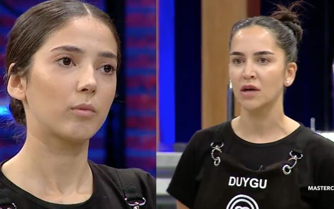 Kavga odada srd<br>  Ayyce ve Duygu'nun konseydeki kavgas odalarna kadar tam.   Eleme gecesinde efler Ayyce ile Duygu'yu yzletirdi. Ayyce, verdii kararla ilgili unlar syledi:  <br>-Bir karar vermem gerekti. lk oylamada Duygu'yu korudum. Ben yle bir alg olsun istemedim; Ayyce-Duygu ekip, bunlar srekli birbirlerinin arkasn kollayacaklar. Ben dierlerinin yerinde olsam grubumda istemezdim. Duygu'ya dedim ki 'insanlar bizi byle tanyor ama byle tansnlar istemedim. Biz kendimizi kantlayabiliriz seninle dedim. Bu yzden Duygu'yu setim. Ama Duygu olaya ok baka yerden bakyor. Dncelerini duyunca ok ardm. Benimle konuup konumama karar da artk ona ait. Benim vicdanm rahat.