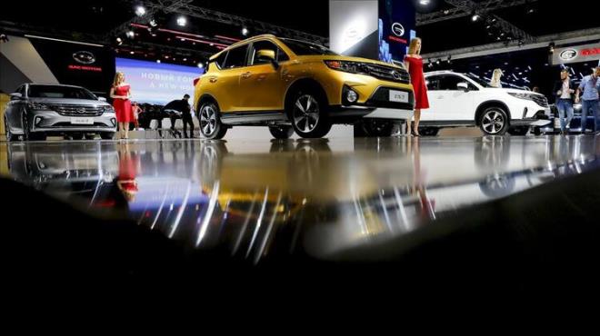 KIA<br>  Kia, Austos ay kampanyas kapsamnda, Sportage modelinde ay sonuna kadar 100 bin TL&#8217;ye 18 ay boyunca yzde 0.69 faiz seenei sunuyor. Koreli markann XCeed modelinde ise ay sonuna kadar 70 bin TL&#8217;ye, 18 ay boyunca yzde 0.69 faiz ile deme seenei yer alyor.