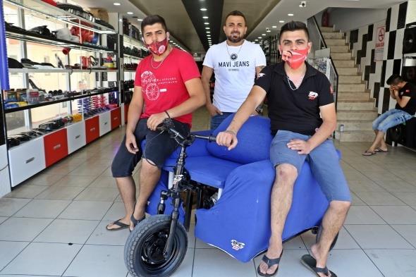 Trafikte yeni dzenledii aracyla mangal yapp ilerleyen Tokmak, yine polis engeline takld, yine ceza yedi.