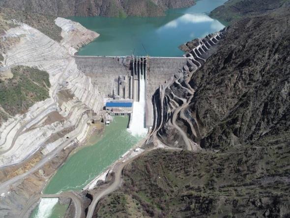 5 Temmuz 2020'de ala, Cumhurbakan Erdoan`n video konferans yntemi ile katlrken, kesilen kurdelelerle etin Baraj ve HES'in tam kapasite elektrik retimine balamasyla ksa sre ierisinde ekonomiye getirisi 30 milyon dolar olmas sevindirdi.