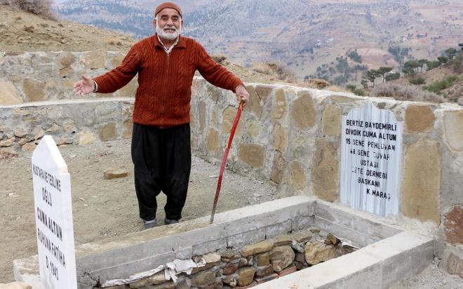"Mezarn yapan bir insan gnah ileyecekse..."  <br>    Altun, gazetecilere u ifadeleri kullanmt: nce ardlar, bana gldler. Mezarn yapan bir insan gnah ileyecekse, aklna lm geliyor."