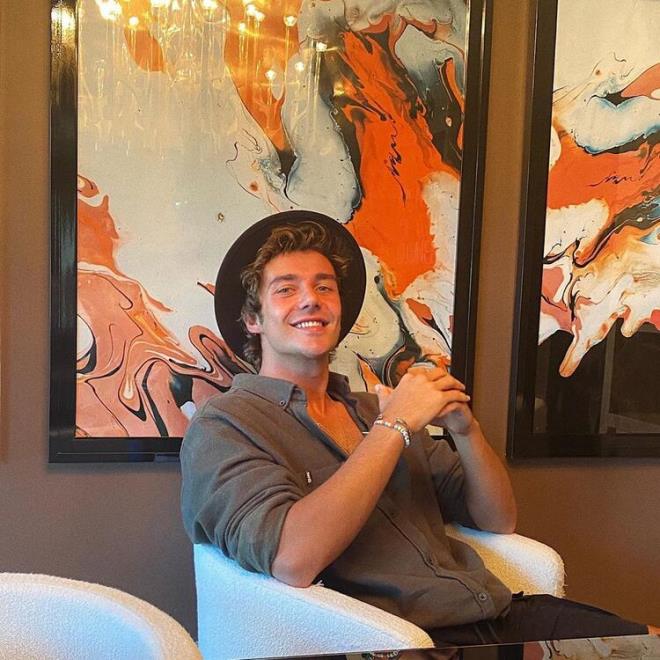 Survivor&#8217;da ark yarmasnda da baarl performansyla dikkatleri zerine eken Cemal Can, mzik kariyeri iin eitim alacan aklamt&#8230;