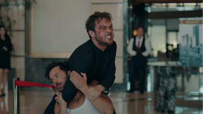 Getiimiz sezon aatay Erdenet rolyle damga vuran Nejat ler'in diziden ayrlmasnn ardndan Bar Ardu kadroya dahil olmutu.