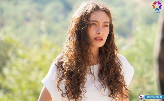 17 blmlk ilk sezonu ile izleyicinin beenisi toplayan dizinin 2. sezon tantmlar ve olaylarn kurgusu seyirciyi imdiden kzdrd. Son blmlerde Nare'nin konakta yaamak zorunda braklmas, Sancar'n hamile olan ei Meneke ile kar karya getirilmesi izleyicinin tepkisini ekse de 2. sezonda ilerin dzeleceini umuluyordu.