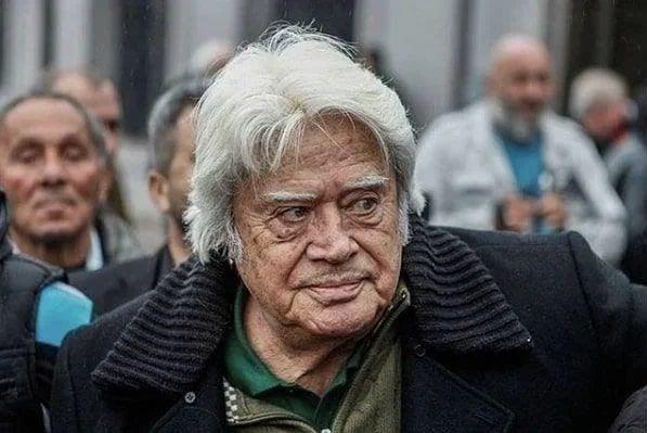 Cneyt Arkn&#8217;n ikinci sezon srprizi olarak yapma katlaca haberi ise hayranlarn sevinten havaya uurmutu.