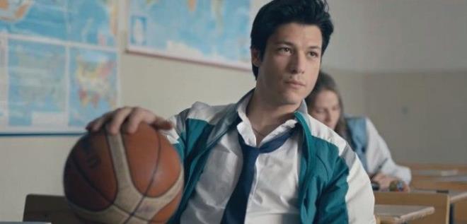 nl oyuncu sosyal medya hesabndan yapt "sknt yok" dedi.