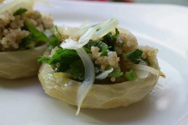 ENGNAR  <br>    Enginar ierdii maddler sayesinde vcutta detoks etkisi yapar. Vcutta birikmi serbest radikalleri idrar yolu ile atar. Gece hcre yanilenmesine geen vcudun daha salkl bu iemi yapmasn destekler.