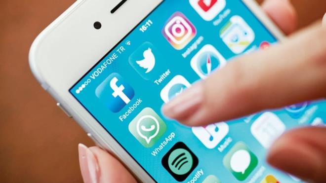 Popler mesajlama uygulamas WhatsApp arivlenmi mesajlardan istenirse bildirim almamay salayacak.