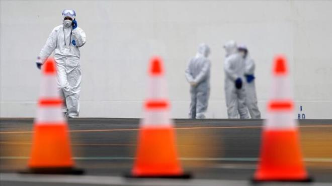 Yakn zamanda ABD&#8217;de yaplan bir aratrma, virs nedeniyle hastaneye bavuran hastalarn yzde 75'inin devam eden sorunlarla karlamaya devam ettiini ortaya kard. King's College London'daki uzmanlar, 60 bin kadar hastann  aydr hala eitli semptomlar yaadn belirtti.