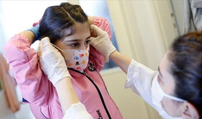 4. GGS ARISI<br>  Koronavirs, akcierlere saldran bir enfeksiyon olduu iin Covid-19&#8217;a yakalanan pek ok kiinin gs ars bildirmesi artc deil, ancak uzun Covid hastas birok kii merdivenleri karken veya yrrken gs arlar yaadklarn sylyor.