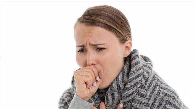 3. YORGUNLUK<br>  Bilim insanlar, uzun Covid hastalndan phelenilen insanlarn byk bir ounluunun, srekli devam eden yorgunluk bildirdiini ve bazlarnn merdiven kmak gibi temel faaliyetleri bile gerekletirmekte zorlandklarn aklad.