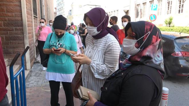 HES kodunun nasl alnaca ile ilgili bilgilendirmeler yer almasna ramen birok vatanda, HES kodu almakta zorland.