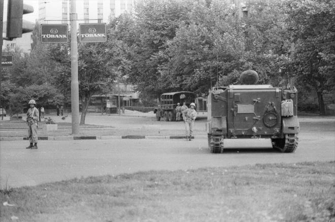 Sleyman Demirel'in babakanlndaki hkmetin 2 Temmuz'da gvenoyu almasyla darbeciler bu plan erteledi.      Tarihler 12 Eyll' gsterdiinde plan, ayn isimle sabaha kar uyguland ve darbeciler lke ynetimine el koydu.