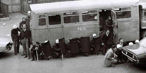 Mahkeme, takdiri indirimle cezay mebbet hapse evirdi.