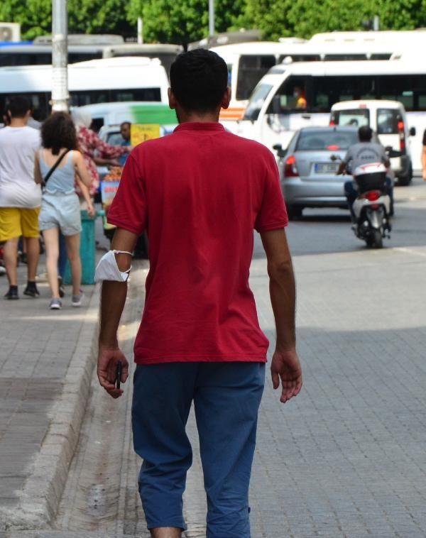 "Hastanelerde Covidli hastalar iin ayrlan yerlerin tamam dolu durumda. Halen yeni vakalar geliyor. Hastalar yatracak yer bulamyoruz. Youn bakmlarmz dolu."