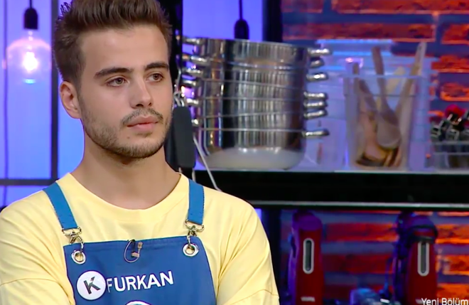 Masterchef kaptanlk oyununu kim kazand:  Heyecanna devam eden MasterChef'te efler yarmaclardan Oreo ana malzemesi olan yaratc tatl yapmasn istedi.