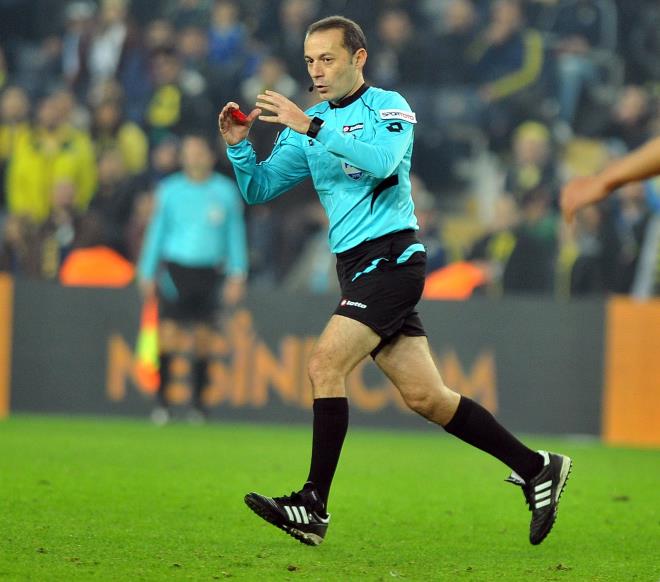 Sper Lig'in ikinci haftasnda oynanacak olan malar ynetecek hakemler u ekilde: