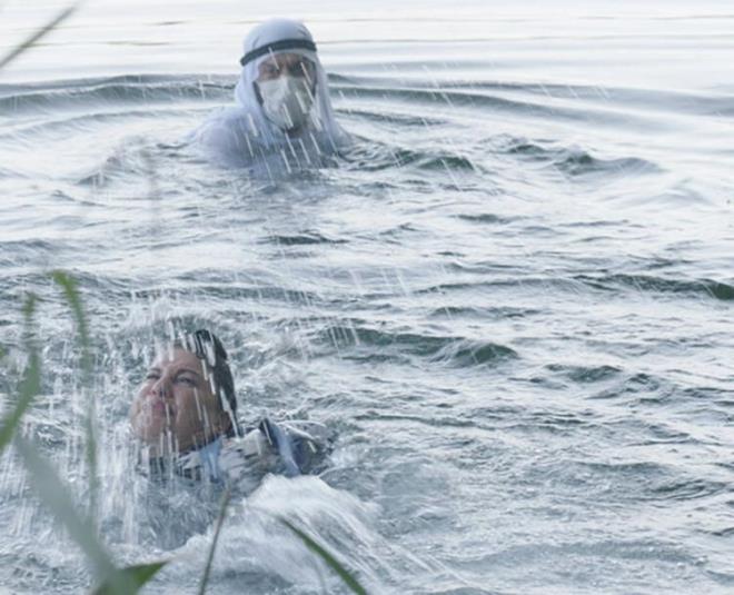 Asl Oma&#8217;n gerekten boulduunu sanp yardma koan yabanc bir turist, ekibi oke etti.