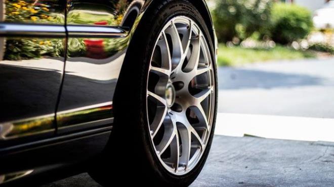 <p>Halkbank</p>    <p>Kreditutar: 50.000 lira</p>    <p>Kredi vadesi: 36 ay</p>    <p>Faiz oran: 1.32</p>    <p>Kredi taksiti: 1833 lira</p>    <p>Toplam deme: 65.988 lira</p>