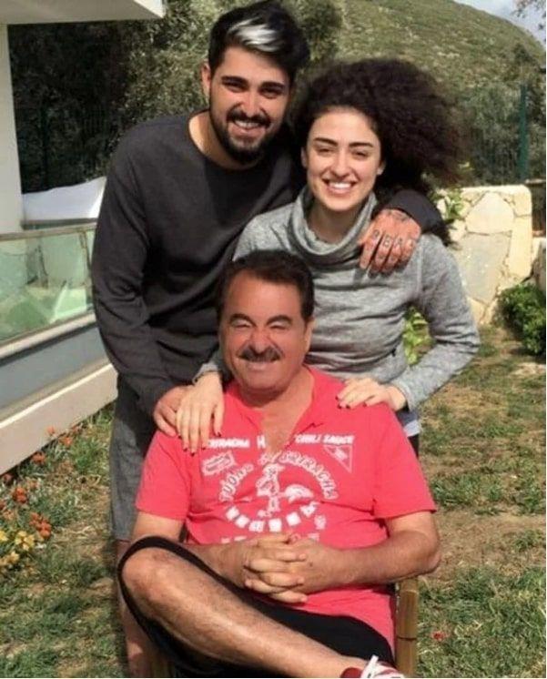 "Siz her eyi bilmiyorsunuz, bilemezsiniz! Ben ocuklarmn hakknda nasl konuurum bir baba olarak? Sadece onlarn anlattklarn zlerek dinlerim. O zaman herkes eteklerindeki talar dksn."