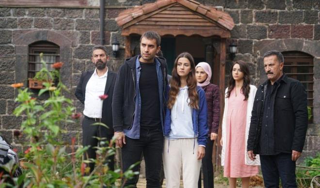 Sen Anlat Karadeniz'in sevilen oyuncusu Barbaros karakterini canlandracak.