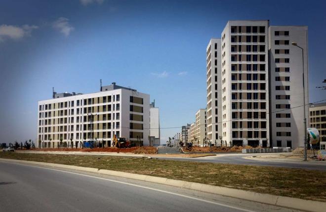 Sinop - Dikmen 6 adet konut. Sat bedelleri 181 bin TL'den balyor. &#8203;Samsun - Tekkeky 3 adet konut. Sat bedelleri 134 bin TL'den balyor.&#8203; Ordu - Merkez 1 adet konut. Sat bedeli 225 bin TL. &#8203;Sivas Suehri - 1 adet konut. Sat bedeli 128 bin TL.&#8203;