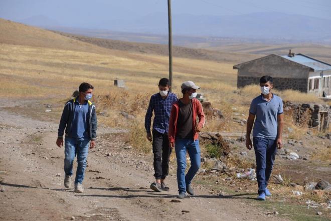 Kprky ilesine bal Aa akmak Mahallesi'nde corona virs vakasna henz rastlanmad.