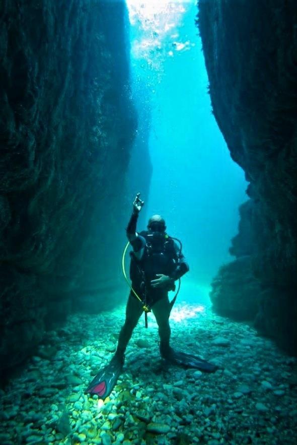 Dal derinlii burada k fazla deildir. O yzden dal sresi ok uzun sryor. En az bir dal 40 dakikadan aa srmyor. Bu da dalclar iin ok gzel bir durum" dedi.