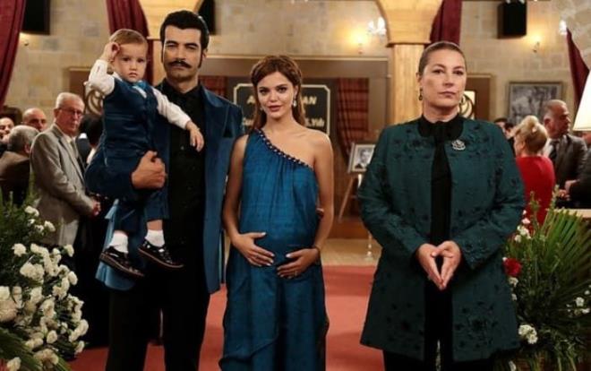 Tv100&#8217;de yer alan habere gre Vahide Perin dizinin 71. blmnde ayrlacak. Nazan Kesal&#8217;n gl bir kadn oyuncu olarak katld dizide Vahide Perin&#8217;in ayrl iin zemin hazrland dnlyor.