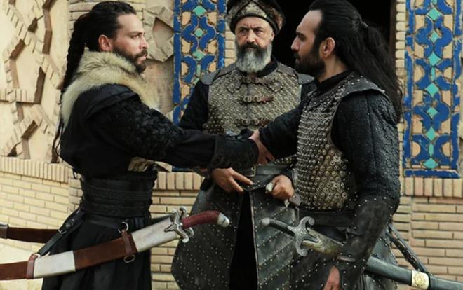 TRT 1'in yeni sezonda ekrana gelen Uyan: Byk Seluklu dizisi ilk blmyle Trkiye ve Dnyada byk yank uyandrd. Seyirciyi ekrana kilitleyen Uyan ilk blmyle dnyada nemli bir baar elde etti.