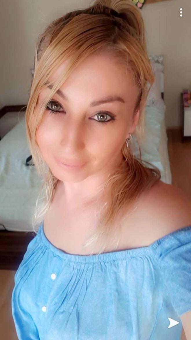 "Hukuki sre devam ediyor"<br>    Uzunolu, mahkeme srecinin devam ettiini belirterek "Sonrasnda Akdeniz niversitesi Hastanesine gittim, dokularn ldn, damarn tkandn sylediler. Arya dayanamyordum. Hastanenin Plastik, Rekonstrktif ve Estetik Cerrahi Ana Bilim Dal retim yesi Prof. Dr. mer zkan doku nakli yapt. En az 5-6 operasyon daha geireceim." diye konutu.