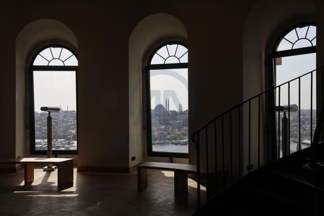 Kltr ve Turizm Bakanlnca "Beyolu Kltr Yolu" projesi kapsamnda restorasyonu tamamlanan Galata Kulesi kaplarn at. stanbul'un dman igalinden kurtulduu 6 Ekim 1923'n yl dnmnde video mapping ve k gsterisi eliinde gerekletirilen trenle ziyarete alan kuleyi ilk gn ok sayda kii ziyaret etti. Mze, kalc ve geici sergi alanlar olarak tekrar yaplandrlan kuleye gelen misafirler, stanbul manzarasn doyasya izledi.