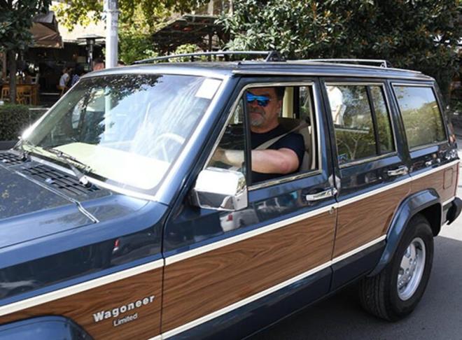 ztrk, kulland otomobil iin, &#8220;Arkadamn arac, birka aylna deneme amal verdi. Eskileri seviyorum&#8221; dedi.